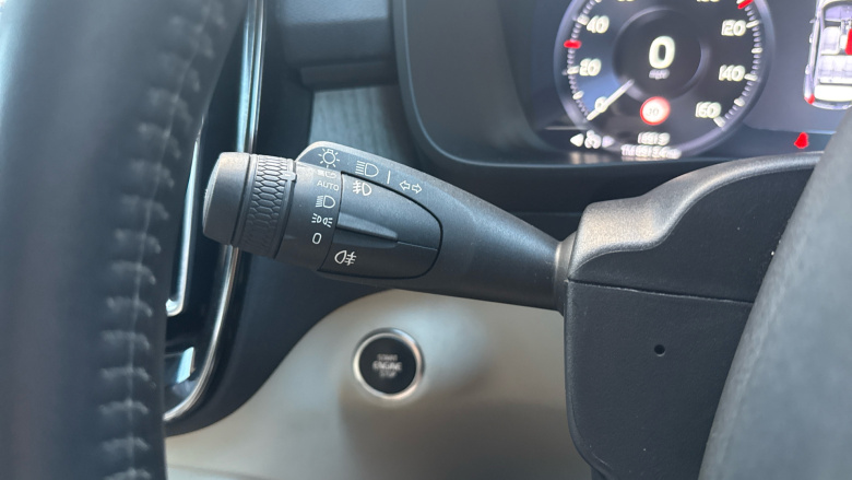 Volvo Xc40 1.5 T3 [163] Inscription Pro 5dr Geartronic Petrol Estate